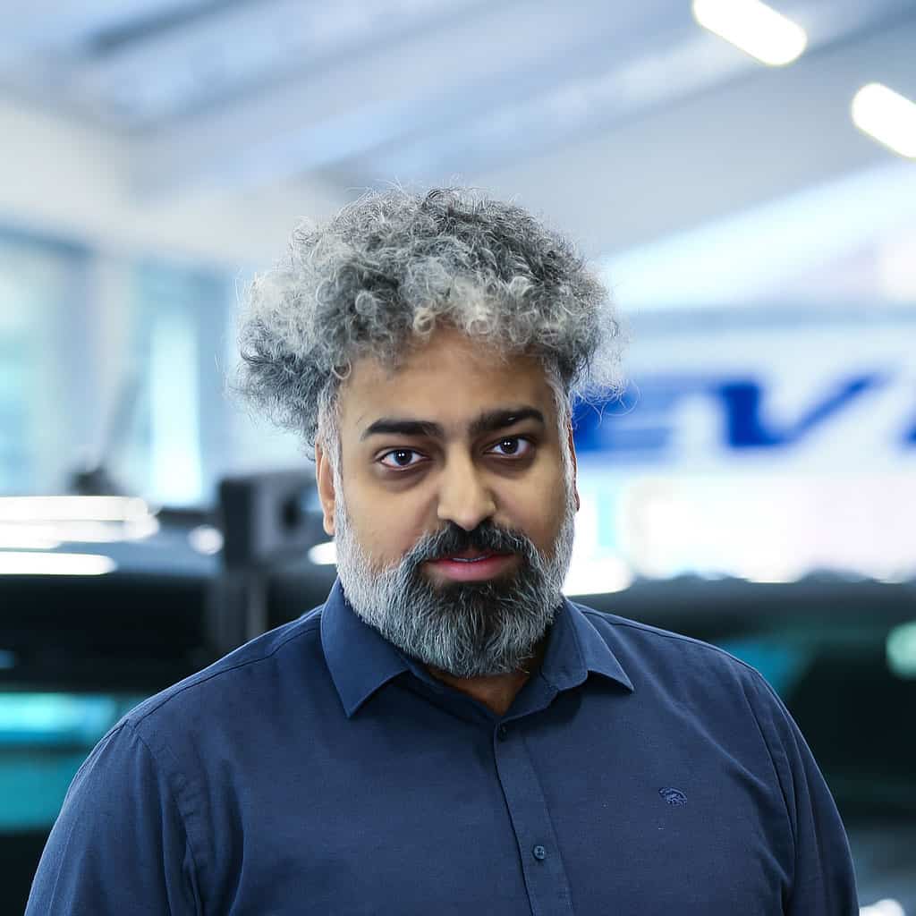 Mo Karamali Photographer